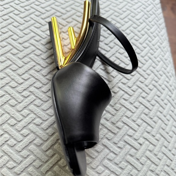 Fendi First Black Mule Sandal Size 36.5 - Picture 9 of 16